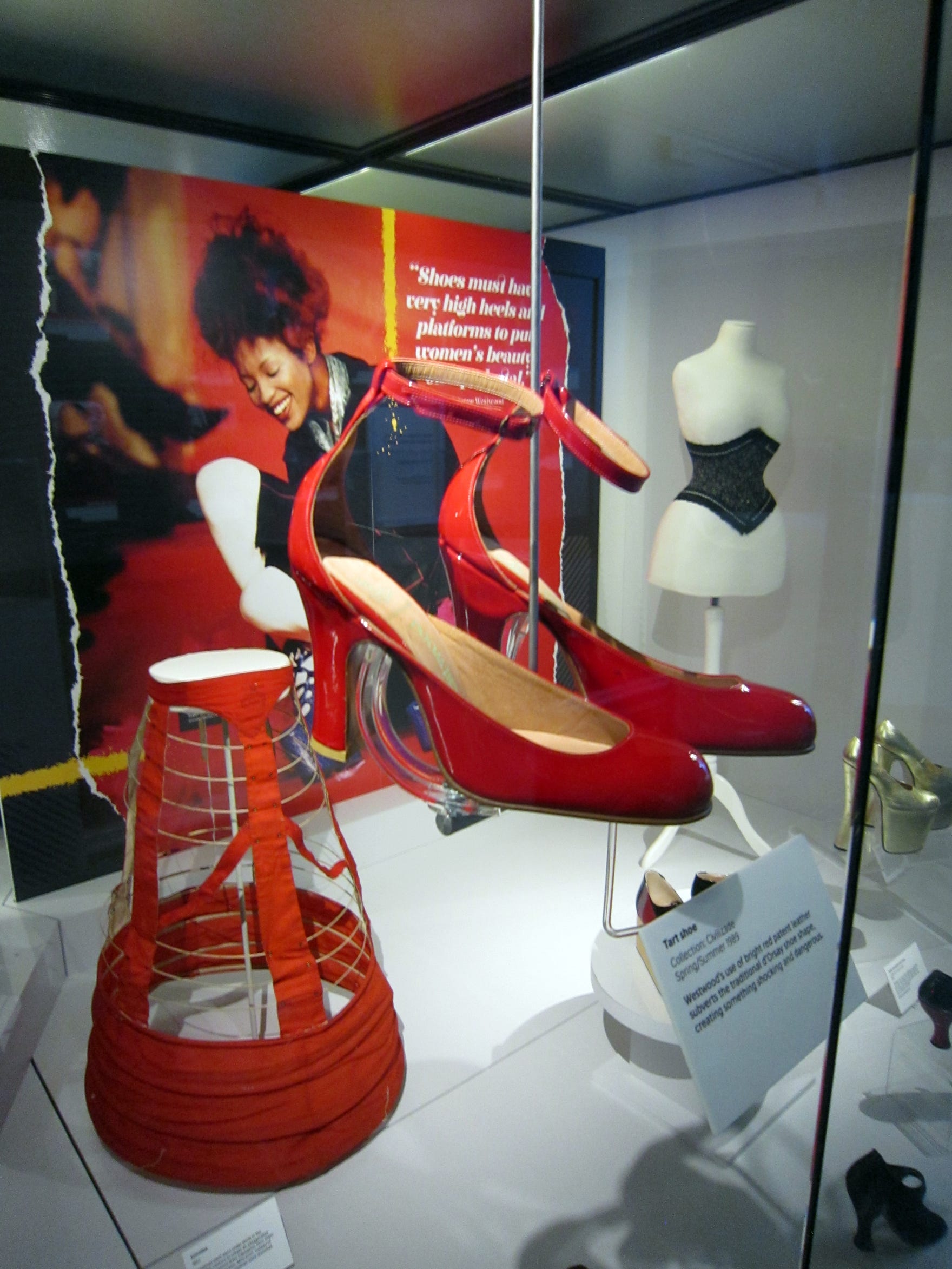 York Castle Museum Shoe object mount