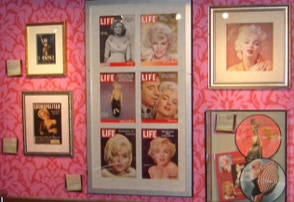 Ripleys believe it or not  museum Marilyn Monroe records poster life magazine object mount